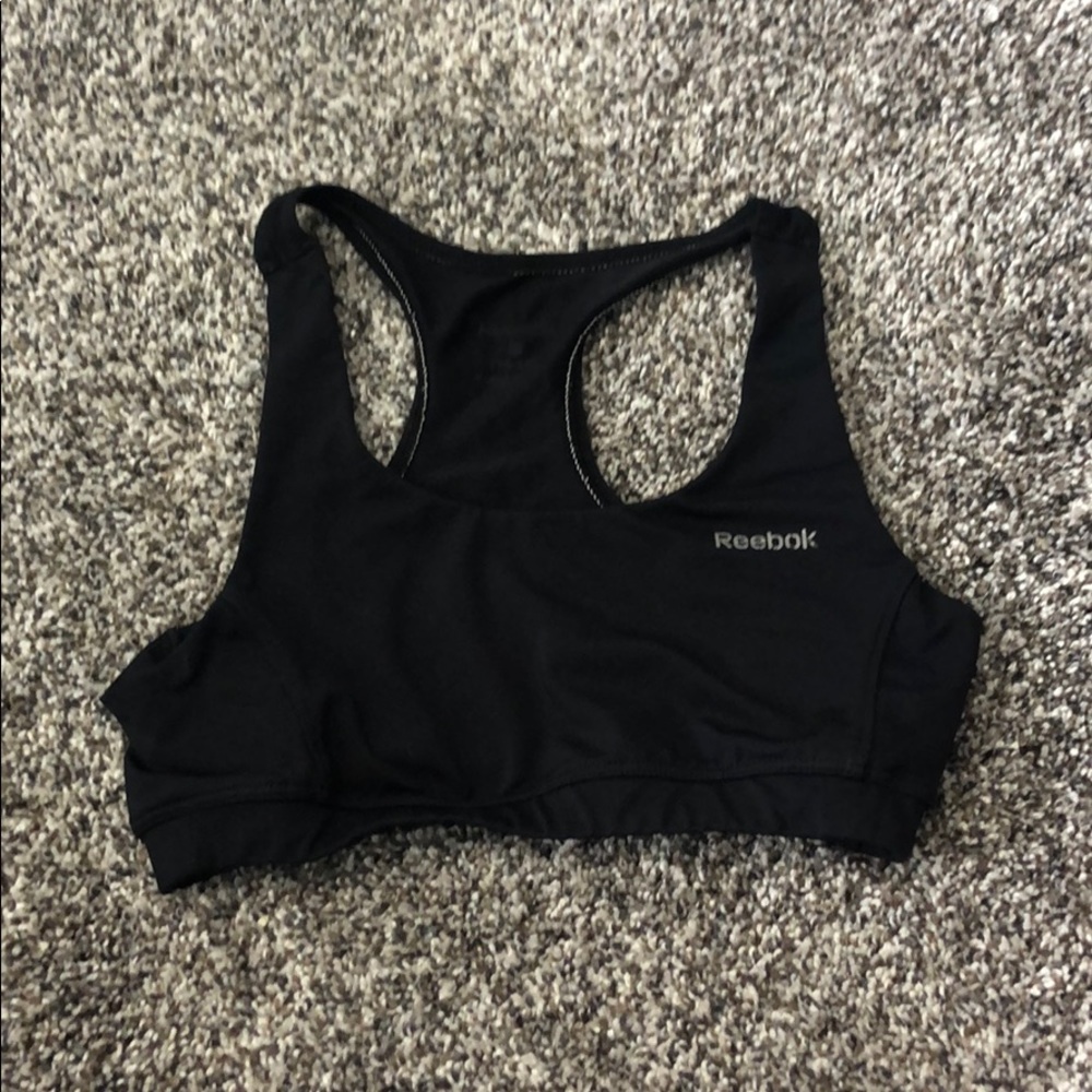 sports bra
